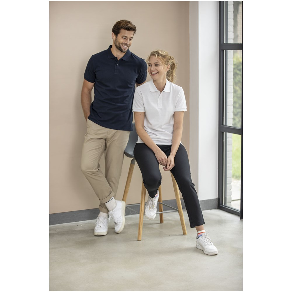 Emerald unisex Aware™ gerecyclede polo met korte mouwen